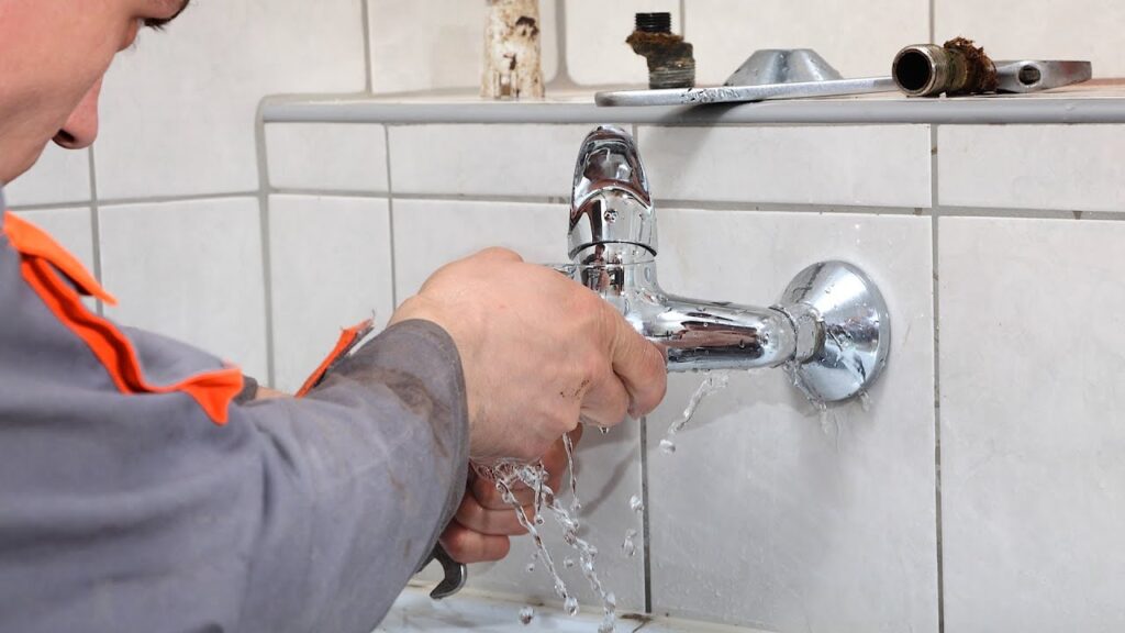 Your Friendly Guide to Spotting and Fixing Water Leaks