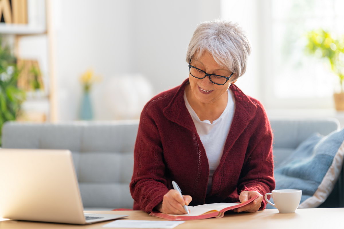Remote Jobs for Seniors Over 60: Flexible, Age-Friendly Work-from-Home Opportunities