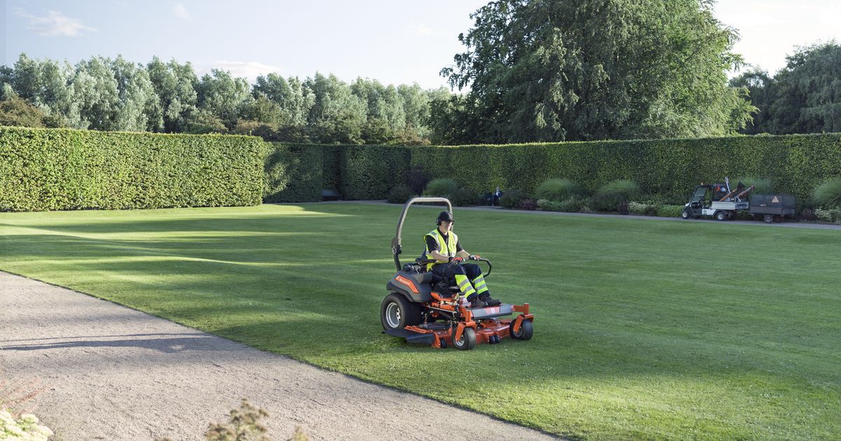 Scoring a Great Deal on Used Zero Turn Mowers: Your Guide to Leftover and Husqvarna Finds